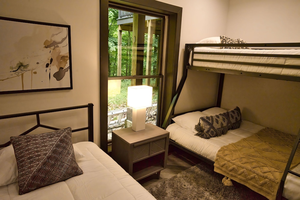 Luxury Barn Retreat near Mohican River - Loudonville | Vrbo