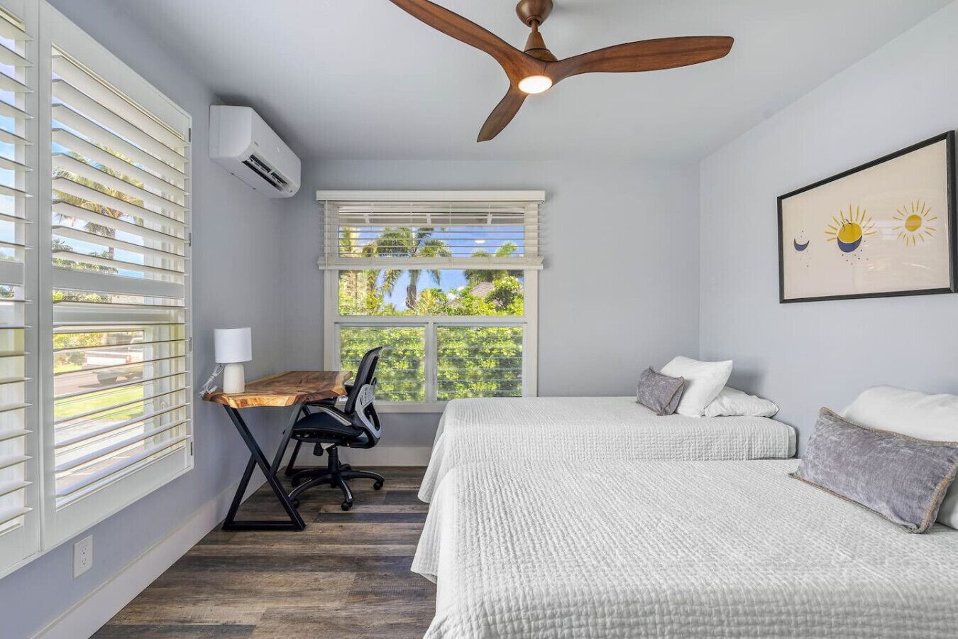 5 bedrooms, desk, iron/ironing board, free WiFi