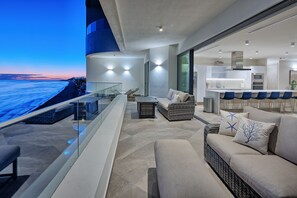 Älytelevisio, pöytäjalkapallopöytä