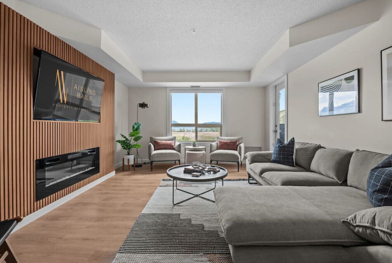 TV connectée, cheminée