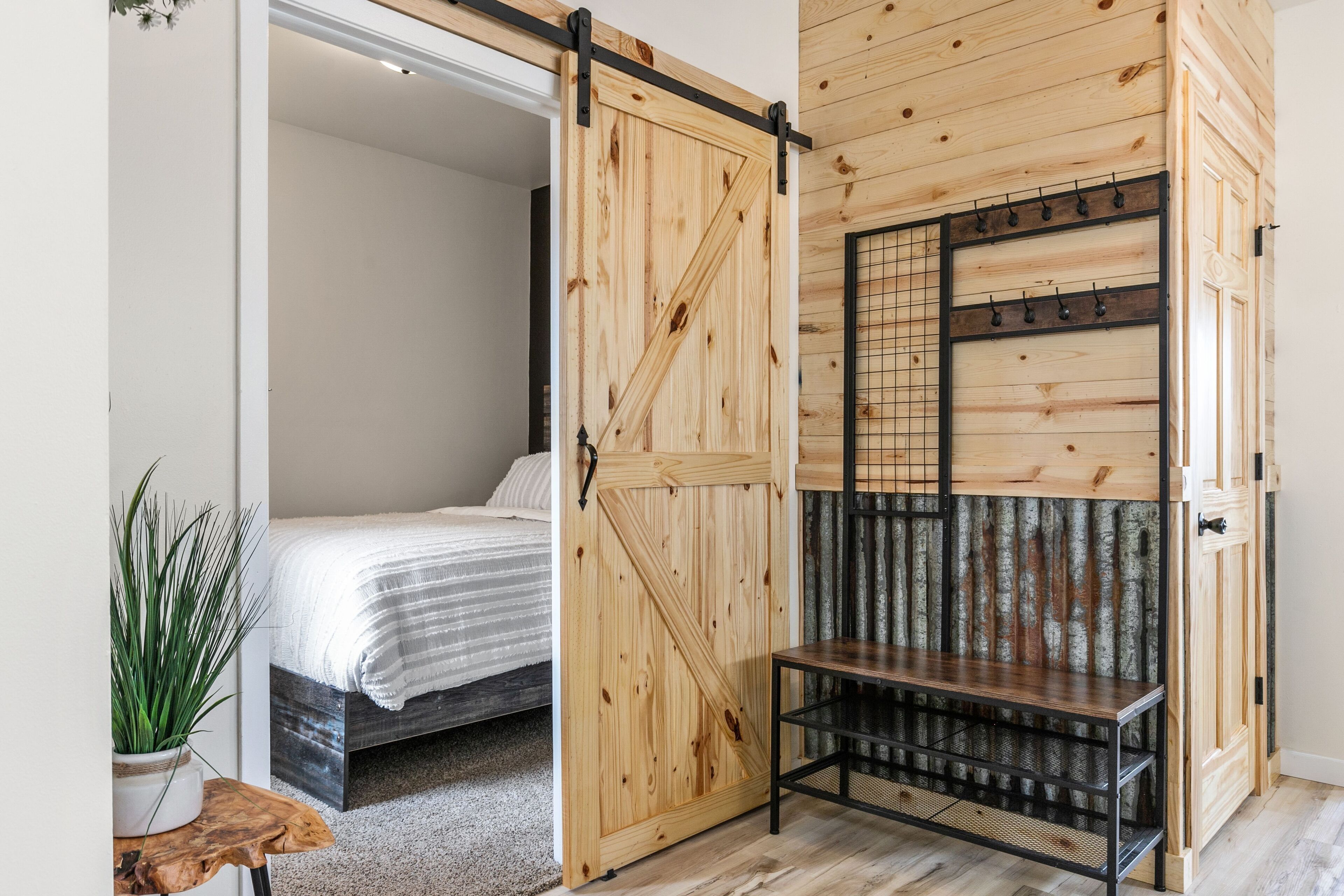 2 chambres, fer et planche à repasser, Wi-Fi gratuit, draps fournis