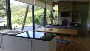 Oven, high chair