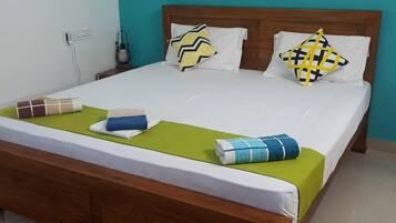 House | 1 bedroom, in-room safe, soundproofing, iron/ironing board