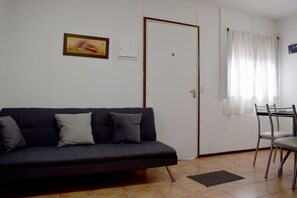 Family Chalet | Living area | Flat-screen TV - Silvia's House (Ushuaia)