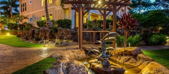 3BR I Luxury Poolside Villa | Stunning Ocean View, Lanai