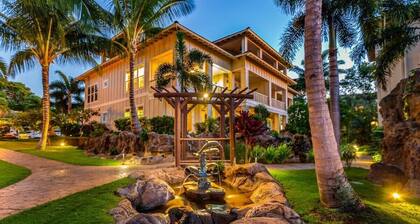 3BR I Poolside Ground-Floor Villa |Walk to Beach|Hot Tub