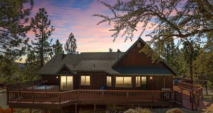 Stunning Big Bear Retreat | Hot Tub | Arcade