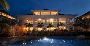 Pool - Elegant Poolside Penthouse l Private Elevator (Koloa)