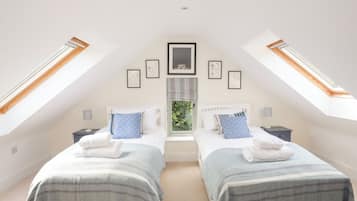 Cottage | Interior