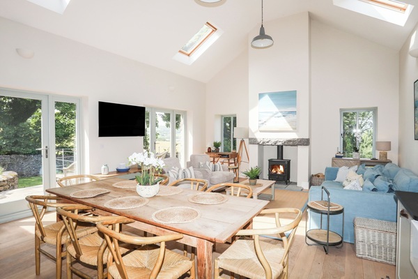 Cottage | Interior