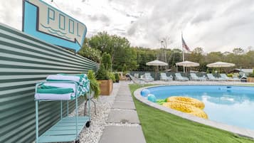 Seasonal outdoor pool