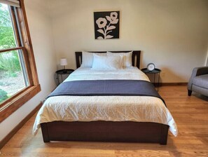 3 Schlafzimmer, Schreibtisch, Bügeleisen/Bügelbrett, kostenloses WLAN