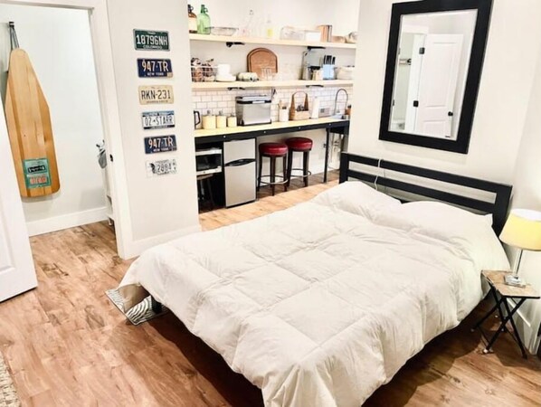 1 bedroom, iron/ironing board, free WiFi