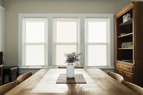 Quaint, Cozy, Updated Home -- 15 min to US Air Force Museum!