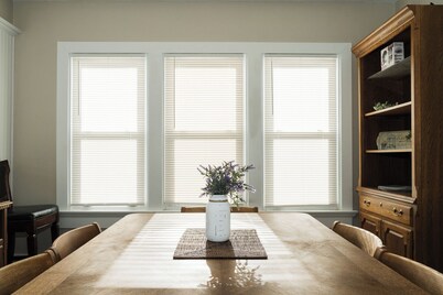 Quaint, Cozy, Updated Home -- 15 min to US Air Force Museum!