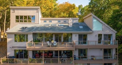 Enjoy Candlewood Lake in Gorgeous, Open Family Home