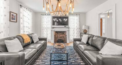 Historic Home, Walk to Seaport & Downtown