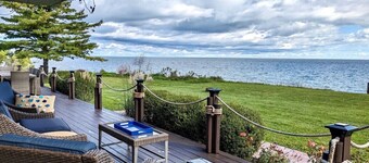 Sheridan Shores Escape - Hot Tub w Amazing Views!