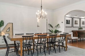 Dining - Holiday Decorated! 3 Living Rooms, 2 Garages, Gym & Chef’s Kitchen for a Group! (Omaha)