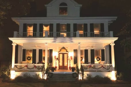 Exterior. Large late1800's home within walking distance to Opera House and downtown.