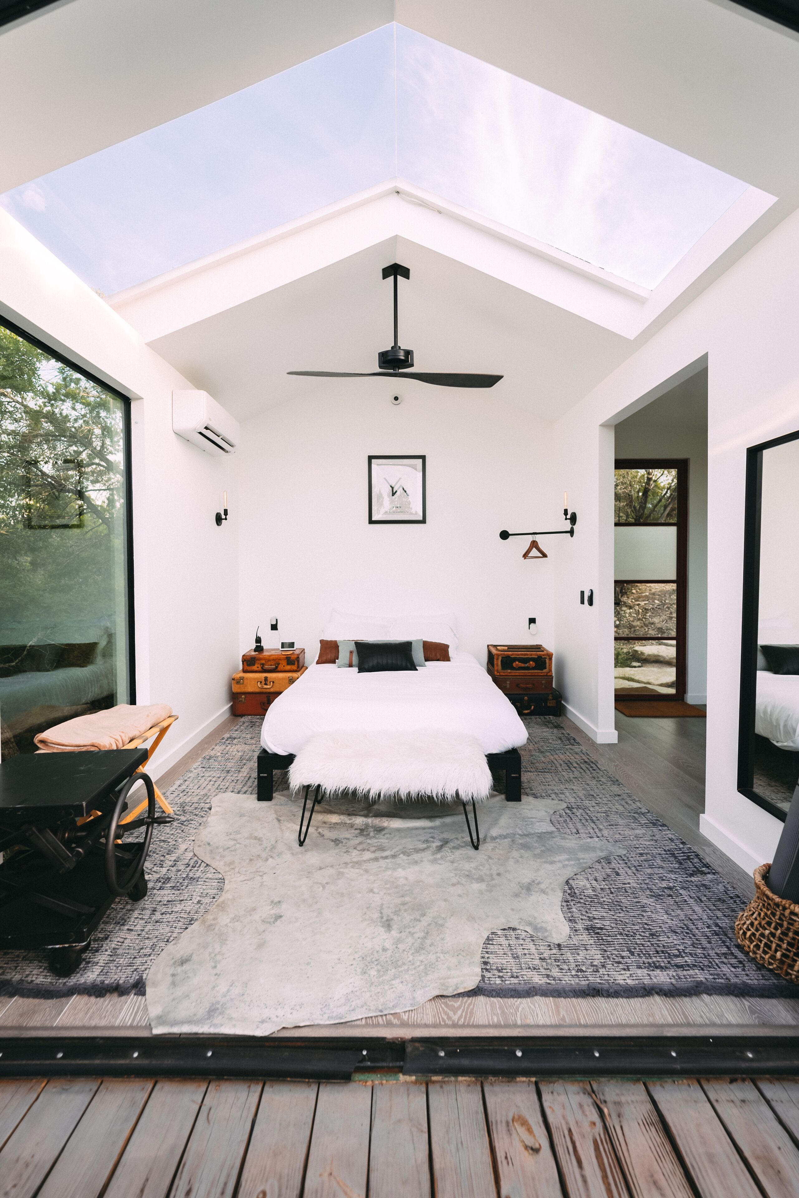 Decoración personalizada, muebles diferentes y wifi gratis 