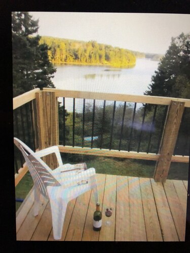 Charming Island Cabin with Breathtaking Coastal Waterfront--Immerse in Serenity