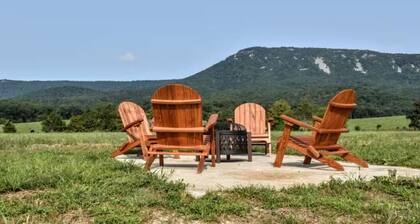 Holly Tree Retreat Located In Beautiful Luray, VA