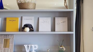 Luxury Room | Living area | 50-inch Smart TV with digital channels, TV, Netflix