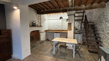 Panoramic Condo, 1 Bedroom, Sea Facing | Private kitchen