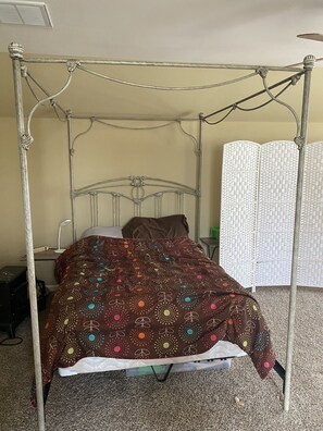 4 Schlafzimmer, Bügeleisen/Bügelbrett, WLAN, Bettwäsche