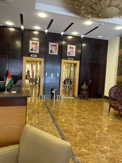 Golden Key Hotel