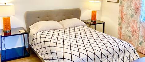 2 bedrooms, iron/ironing board, WiFi, bed sheets