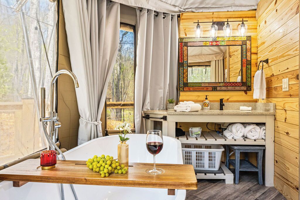 Foxfire Tent Reviews, Deals & Photos 2026 - Expedia.com