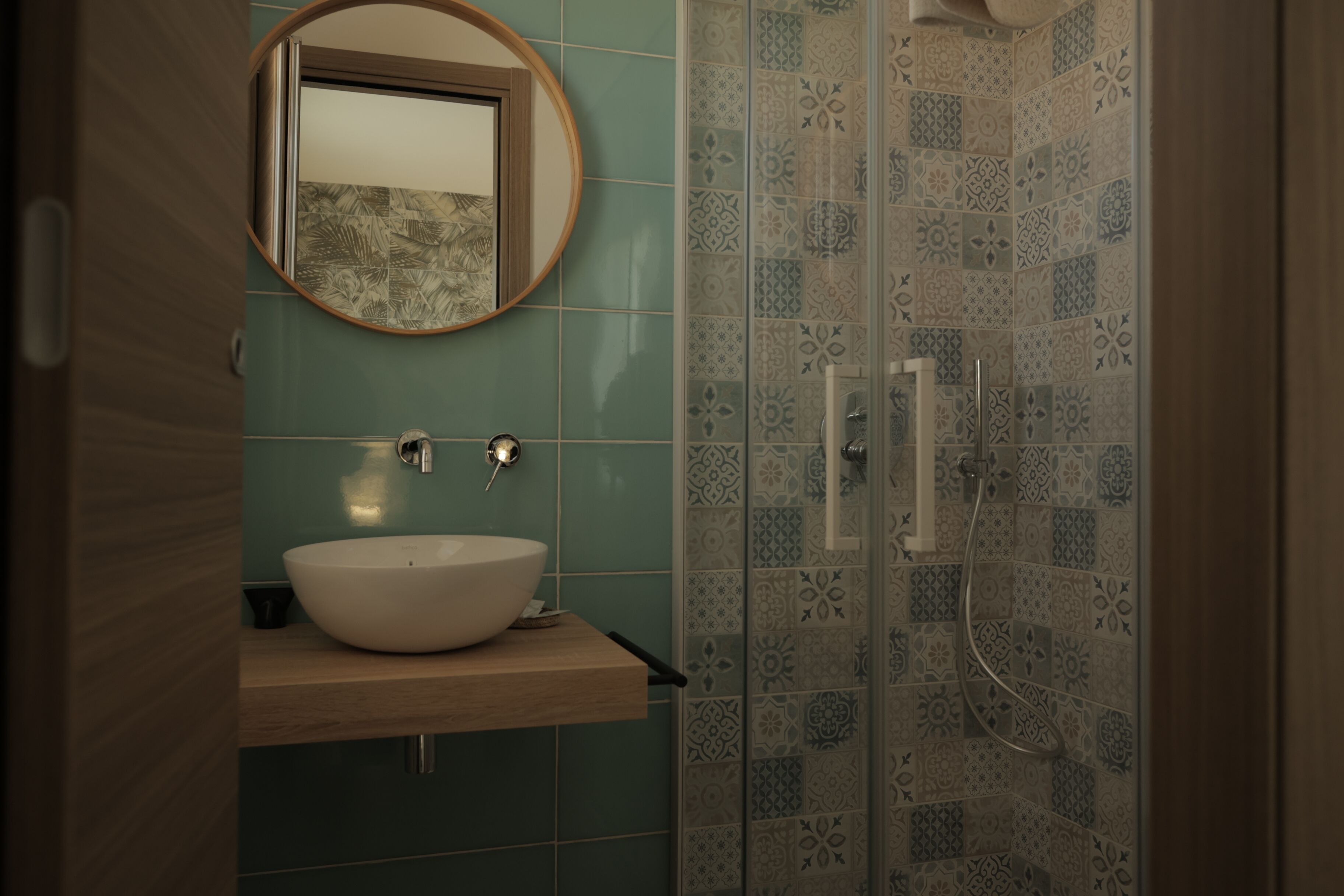 Double or Twin Room | Bathroom | Shower, rainfall showerhead, designer toiletries, hair dryer