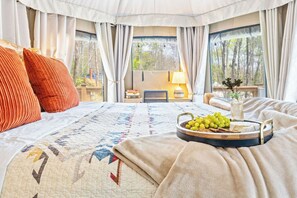 1 chambre, bureau, Wi-Fi gratuit, draps fournis