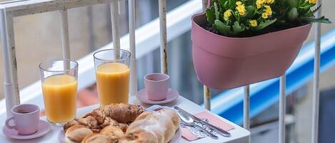 تناول الطعام بالخارج