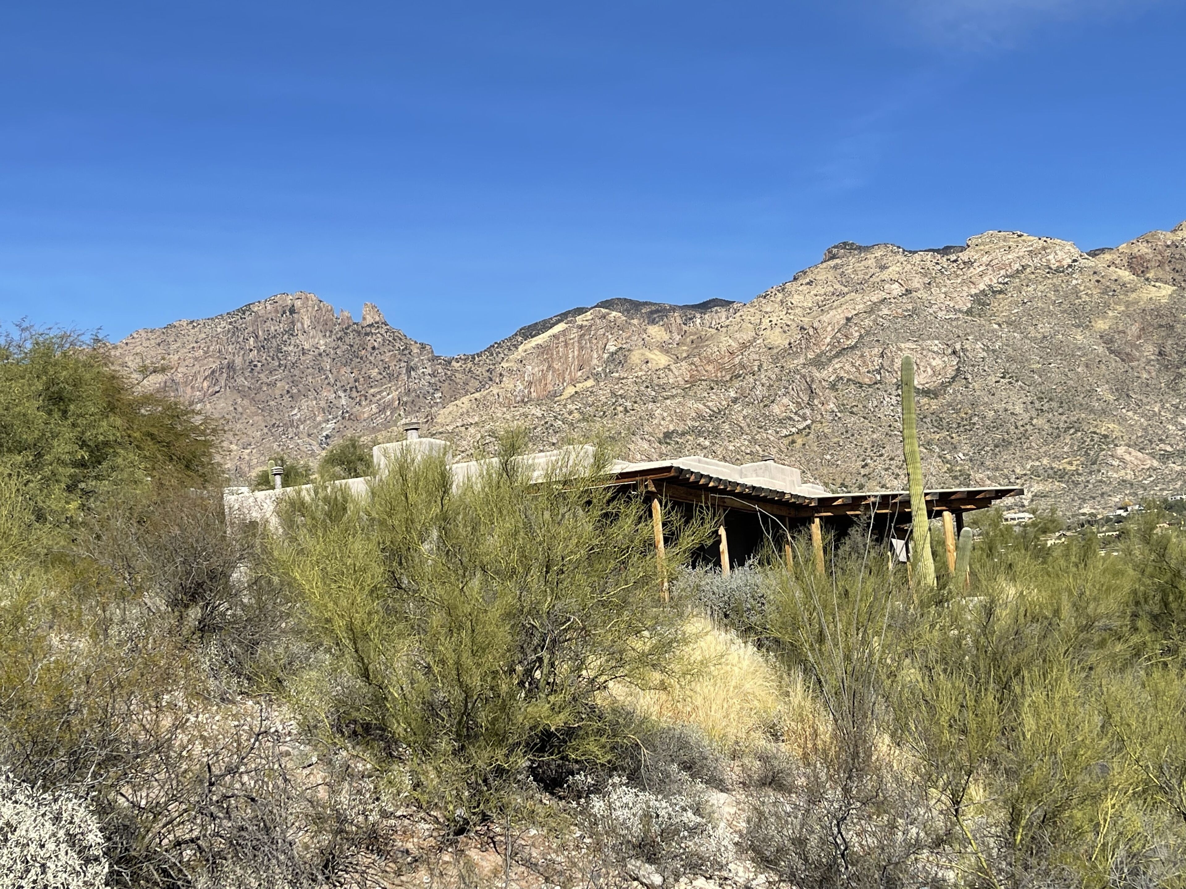 Guard Gated Luxury Home in La Paloma