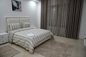 2 habitaciones y caja de seguridad en la habitación 