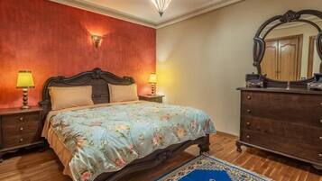 2 chambres, fer et planche Ă repasser, Wi-Fi, draps fournis