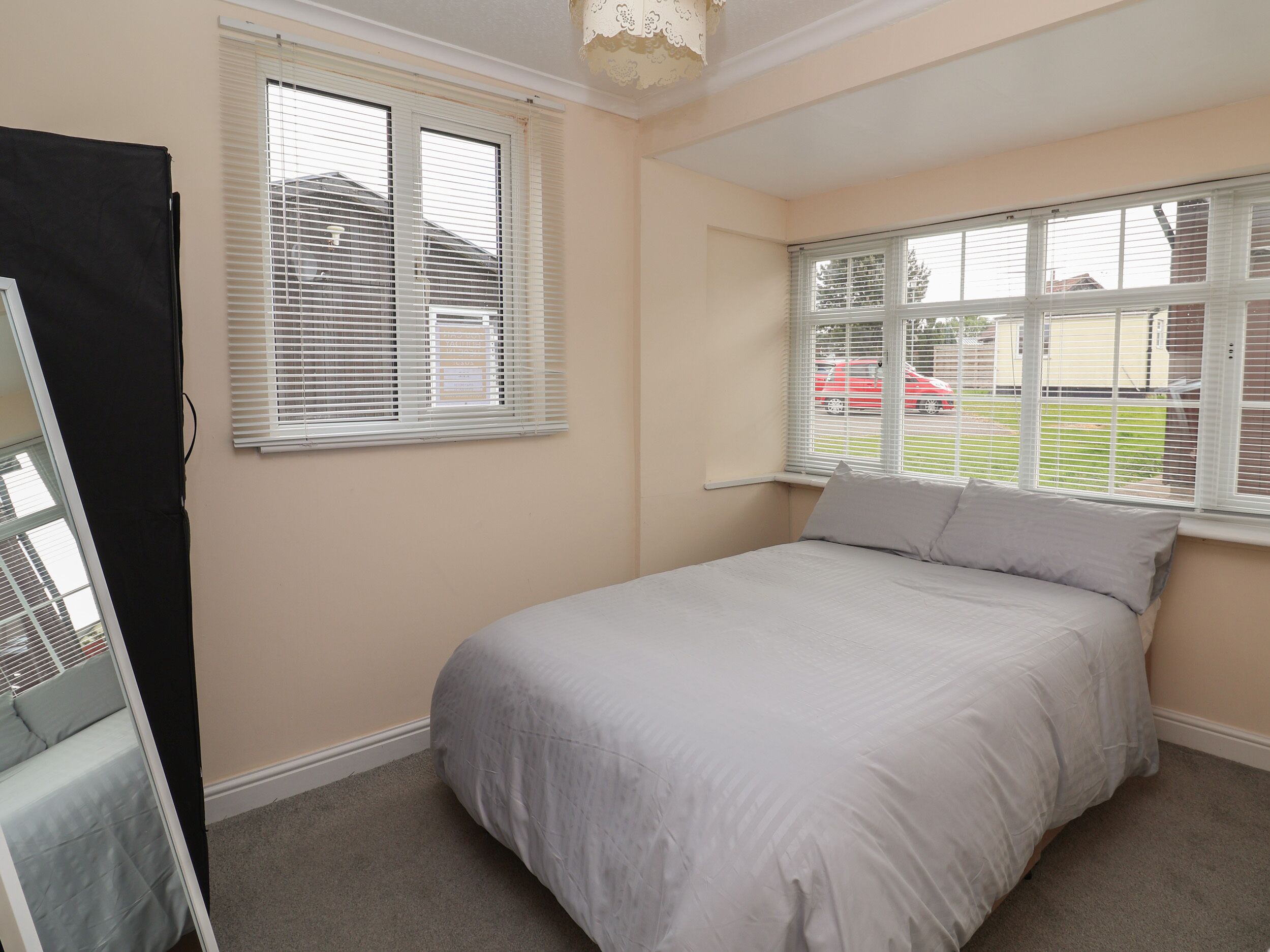 3 slaapkamers, individueel gedecoreerd, individueel gemeubileerd