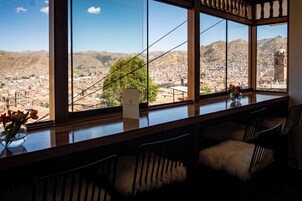 Televisión LED 32 pulgadas con canales de televisión por cable