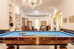 Spielezimmer