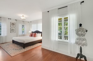 Apartamento conforto | 7 quartos, ferros/tábuas de passar roupa, Wi-Fi de cortesia