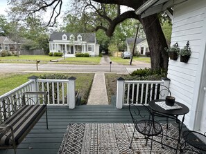 Outdoor dining - Charming Historic Midtown Home  (Mobile)