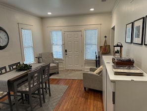Dining - Charming Historic Midtown Home  (Mobile)