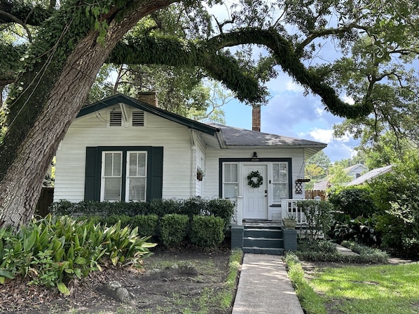 Exterior - Charming Historic Midtown Home  (Mobile)