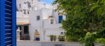Platanos Cycladic House