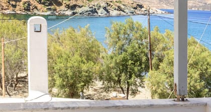 Anemelo Beach House in Panormos