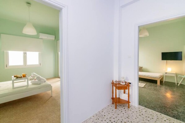 Apartment, Smoking | 2 bedrooms