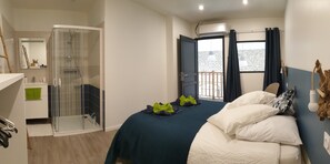 3 chambres, lit parapluie, Wi-Fi gratuit, draps fournis